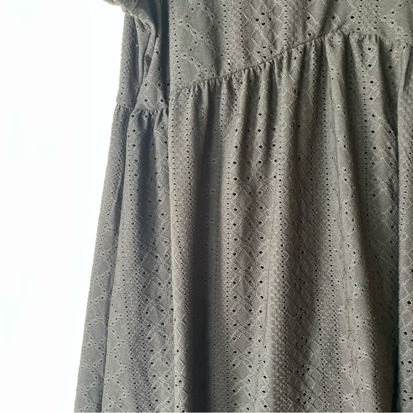 Guilty Black Eyelet Babydoll Mini Dress L Short Sleeve V-Neck Lined Casual Boho - Picture 8 of 12